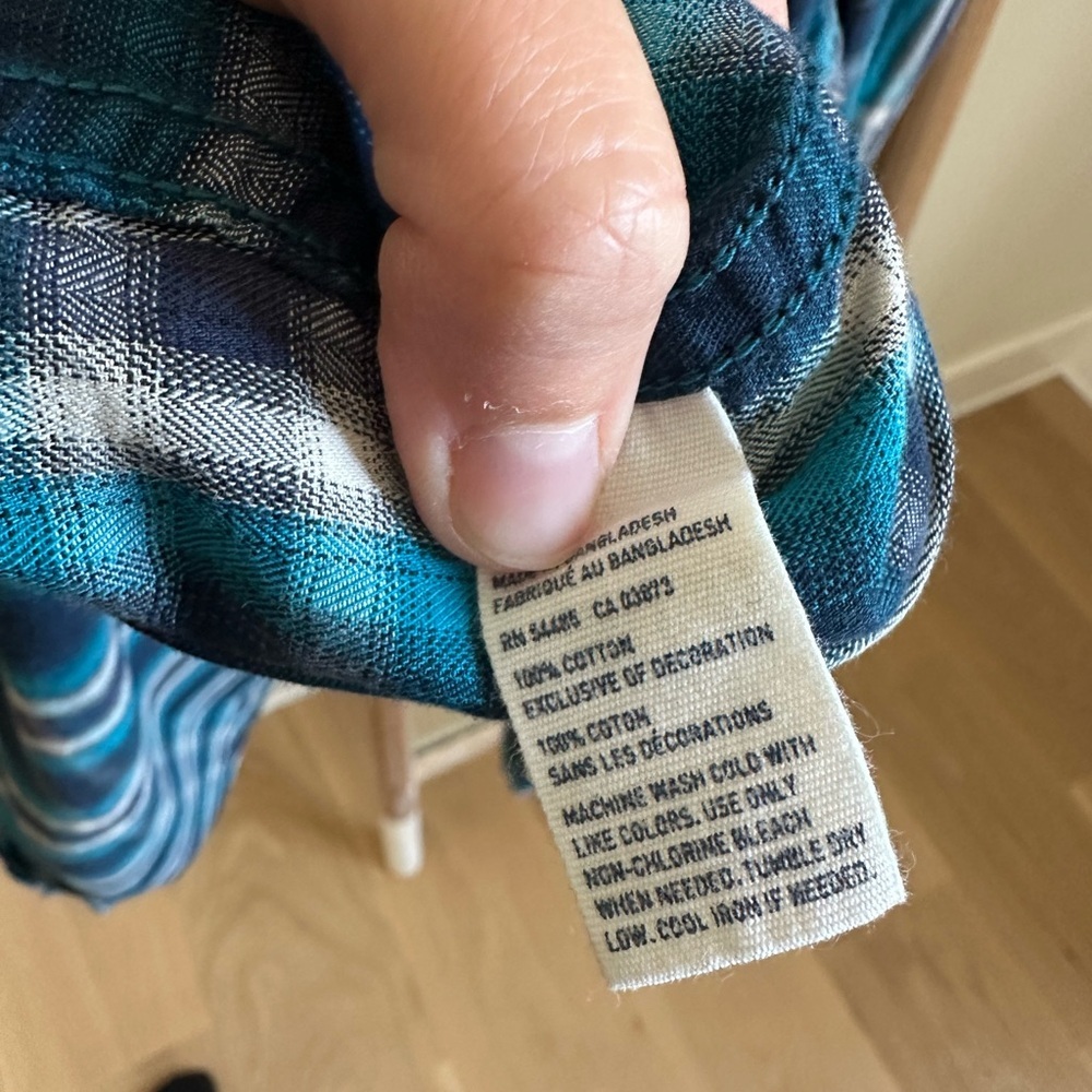 American Eagle Men's Plaid Button-Up Shirt - Picture 4 of 4